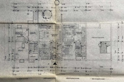 Zimmer zu vermieten in einem Reihenhaus - NUR als WG in Neusäß