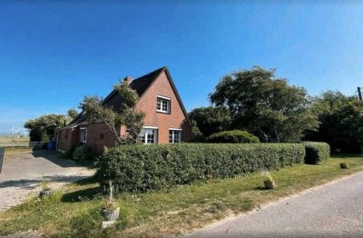 Für Naturliebhaber in Eider- und Nordseenähe ! Einfamilienhaus mit viel Platz für Zwei- und Vierbein