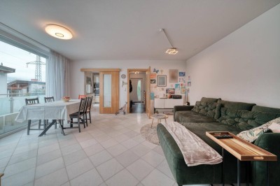 Gemütliche 3-Zimmer Maisonette in Axams: Ruhe, Sonne und perfekte Anbindung