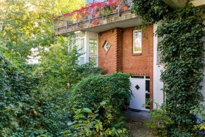 Eine grüne Wohlfühloase mit Berlins Urbanität! Bezugsfreies 5 Zimmer Reiheneckhaus!