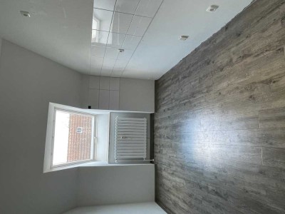 Attraktiv! Frisch renovierte zentrale 3-Zimmer-Wohnung