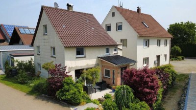 Teil-Kernsaniertes, bezugsfreies und charmantes Einfamilienhaus in Ochsenhausen - Erlenmoos