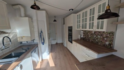Ruhige 3-Zimmer Single- oder Pärchenwohnung mit Parkplatz