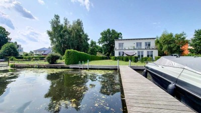 Wassergrundstück - möbliertes Wohnen - 3 Zimmer am Seddinsee