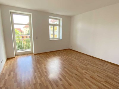 RESERVIERT**SELBSTNUTZER ODER KAPITALANLEGER AUFGEPASST** 2-RWG MIT BAD, DUSCHE & BALKON  ** WE04 **