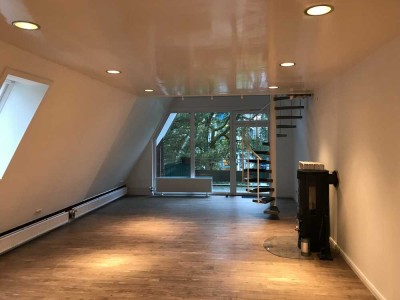 Einmalige Maisonettewohnung in Alt-Rahlstedts (Hamburg) grünen Villenviertel