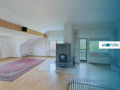 4-Zimmer-Wohnung mit weitläufiger Wohnfläche, EBK, Kamin und Balkon