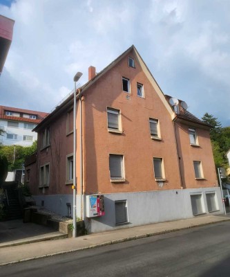 3 Wohnungen und Gewerbeladen