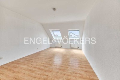 Ihr neues Zuhause: Großzügige Dachgeschosswohnung mit Aufzug und zwei Tiefgaragenstellplätzen!