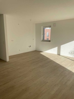 Erstbezug! Neubau 3-Zimmer-Wohnung mit Terrasse!