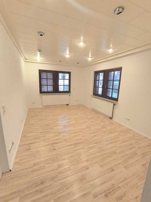 Renovierte 2-Zimmer-Wohnung im 1. OG in Gärtringen