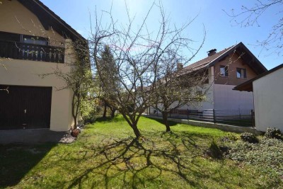 zur Miete! 3 Zi.-OG.- Wohnung zum fairen Preis in zentrumsnähe von Penzberg