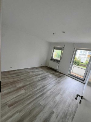 Kapitalanlage oder Eigennutzung - Charmante Altbauwohnung mit Balkon!