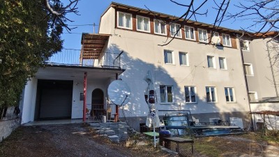 DB IMMOBILIEN | Großzügiges Wohnhaus mit zwei Wohneinheiten, einem Café und zusätzlichem Bauland in Ternitz