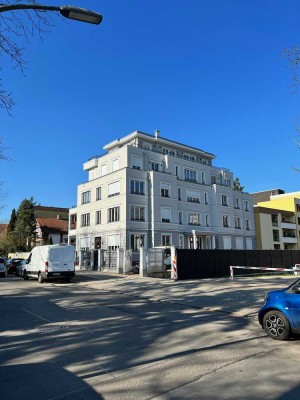 Sehr schöne 4-Zimmer-DG-Maisonettewohnung in Lichterfelde-West direkt am Teltowkanal