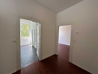 Ideal für WG - modernisierter schöner Altbau in der Oststadt