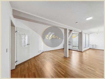 Bezugsfrei: Dachgeschosswohnung mit gemütlicher Raumatmosphäre und Terrasse