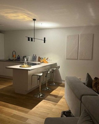 Neuwertige 2-Zimmer Wohnung mit Dachterasse