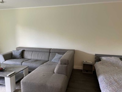 3-Zimmer Wohnung 78 qm möbliert - für WG geeignet
