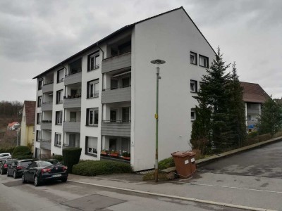 Helle 3 Zimmer  Wohnung, Stadtzentral, Bad und Gäste-WC 2020 erneuert