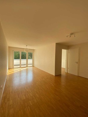 Lichtdurchflutete 2-Zimmer-Wohnung in erstklassiger Lage mit Terrasse und hochwertiger Ausstattung