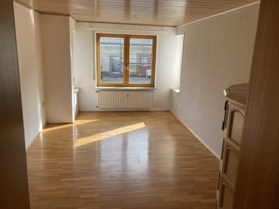 Schöne helle 2,5-Zimmer-Wohnung in Riedlingen-Teilort zu vermieten