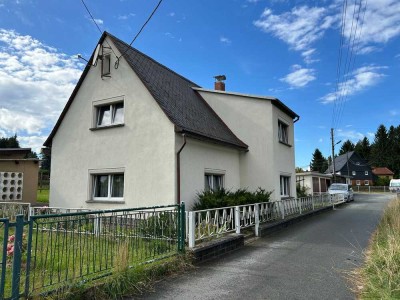 Schöner Grundriss + schönes Grundstück - 5-Zimmer-EFH im Herzen von Seifhennersdorf