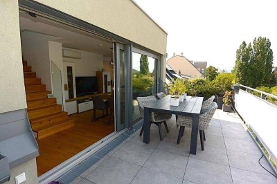 Strebersdorf! Neubau charmante, klimatisierte 3 Zimmer DG Maisonette + XXL Terrasse + Garage!