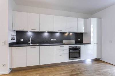 Ab 1.9.: 3 Zimmer Wohnung mit EBK & Gäste WC & 2 Balkone