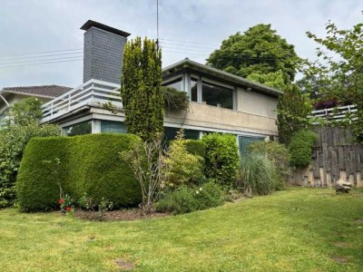 Geräumiges, preiswertes 8-Zimmer-Einfamilienhaus mit gehobener Innenausstattung in Königswinter