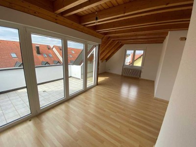 Vollständig renovierte 3-Zimmer-Wohnung mit Balkon und Einbauküche in Lörrach