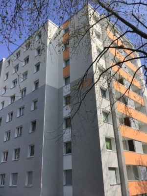 Toptipp: charmante 3-Raum-Wohnung mit Balkon in frisch modernisiertem Gebäude!