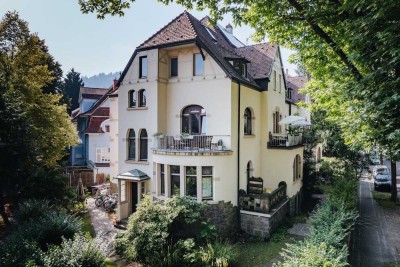 Jugendstil-Mehrfamilienhaus im Holbeinviertel