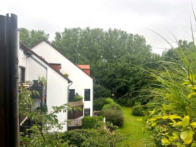 Ruhige Lage im Grünen - Helle 2-Zimmer-Wohnung in Knittkuhl + Tiefgaragenstellplatz