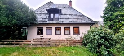 PROVISIONSFREI Stilvolles Einfamilienhaus mit ca. 1.089 m² Grundstück zentral in Wardenburg