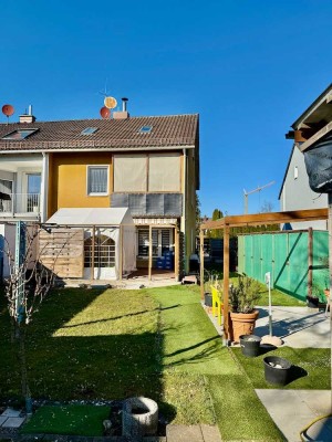 Schönes REH mit 5-6 Zimmern und großem Garten, in ruhiger Wohnlage von Augsburg Haunstetten