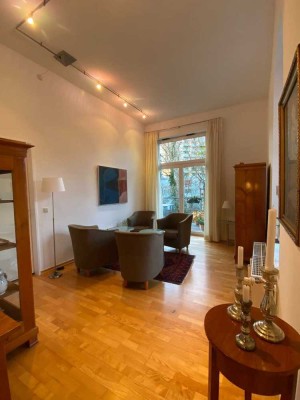 Gemütliche  4 Zi.-Wohnung mit Balkon und EBK!