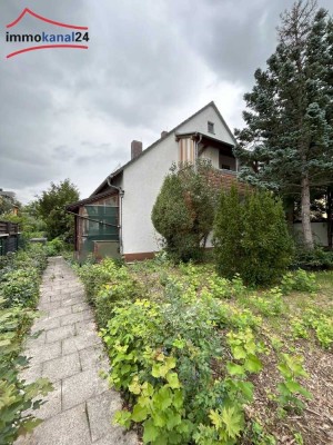 Viel Platz für zwei Familien – Haus mit Sauna, Garten und Garagen in 91710 Gunzenhausen