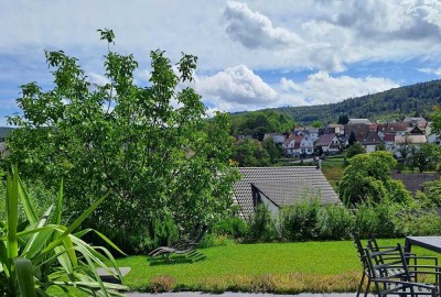 Freistehendes Einfamilienhaus mit wunderschönem Ausblick