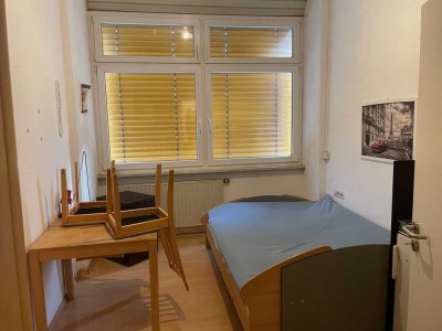 1 Zimmer - ideal für Pendler und Monteure!!!