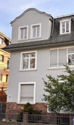 Schicke 3-Zimmer Wohnung mit Balkon in Neu-Isenburg