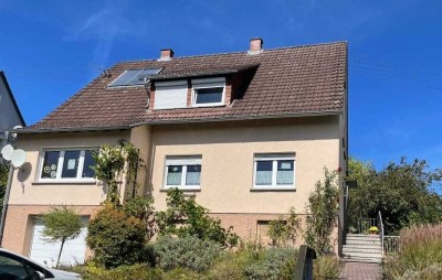 3,5-Zimmer-DG-Wohnung in schöner Wohngegend in Wissen