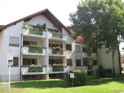 Schöne große 3,5-Zimmer-Wohnung mit Balkon