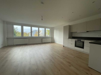 Modernisiert - 3 Zimmer mit Einbauküche und Duschbad