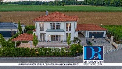 Luxuriöses Einfamilienhaus mit Doppelgarage, Aufzug und Smart Home in Nassenfels