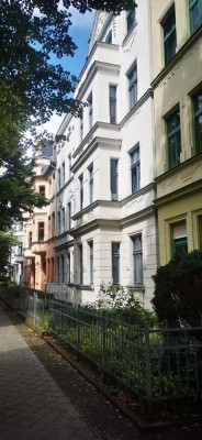 ...geräumige 2-Raumwohnung mit Balkon in Magdeburg Stadtfeld