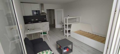 Möbliertes Apartment mit Balkon, verkehrsgünstig gelegen