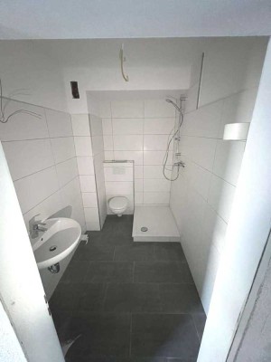 Erstbezug nach Sanierung mit Balkon
