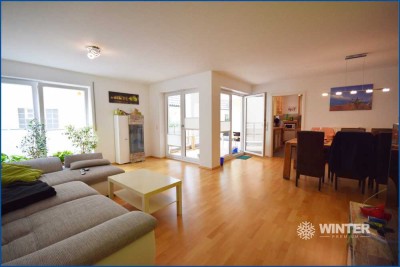 Große Wohnung im Zentrum mit Terrasse