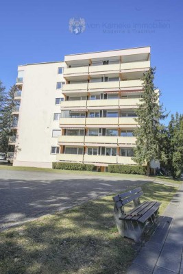 Bezugsfreie 1,5-Zimmer-Wohnung in zentraler Wohnlage, mit Einbauküche und Balkon